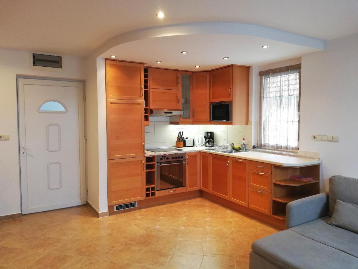 Boroka Apartman Хевіз Екстер'єр фото