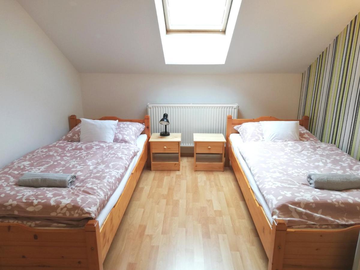 Boroka Apartman Хевіз Екстер'єр фото